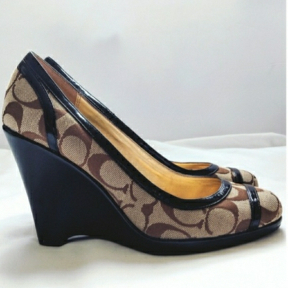 Classic COACH Wmns Signature Print Wedges! Sz 11
